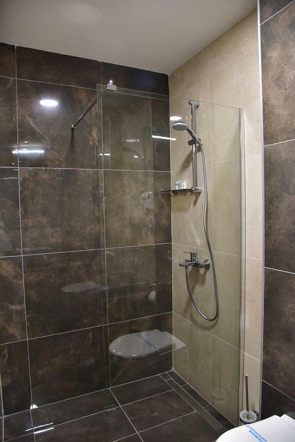 Hotel Makpetrol Struga Dış mekan fotoğraf